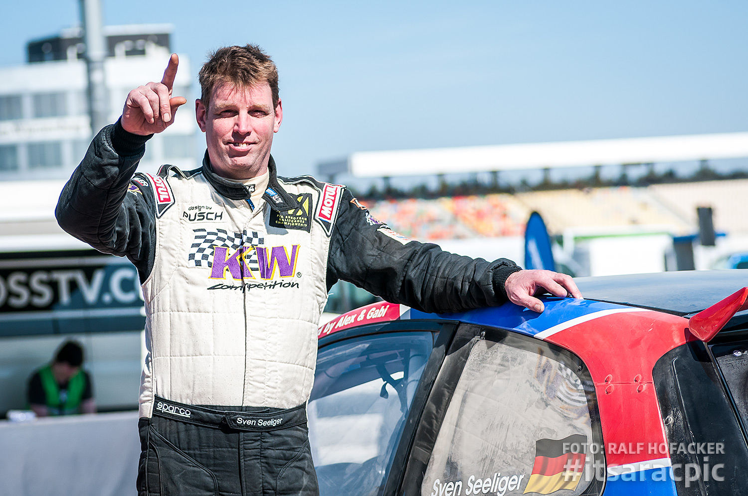 Sven Seeliger mit seinem Ford Fiste ST1600 beim Testtag der Deutschen Rallycross Meisterschaft in Hockenheim